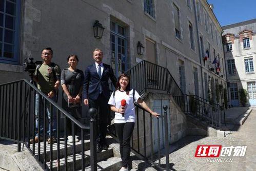 成县吃瓜网红事件始末视频,一场网络舆论的风暴与反思  第3张